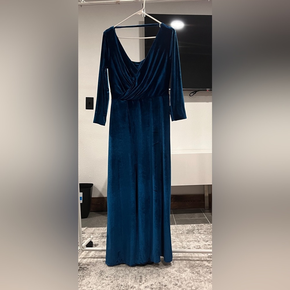 Elegant Blue Velvet Dress